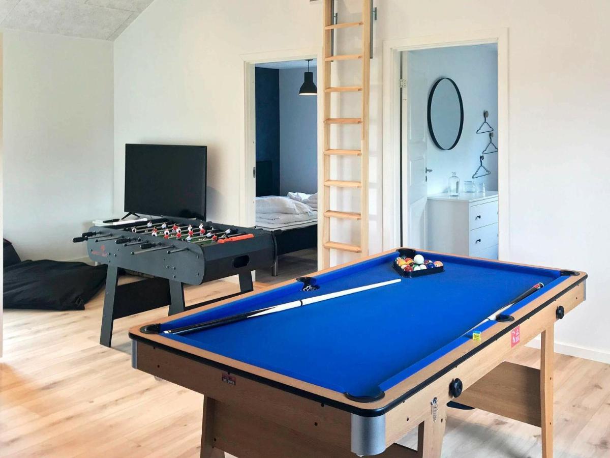 14 Person Holiday Home In V Ggerl Se Bøtø By المظهر الخارجي الصورة