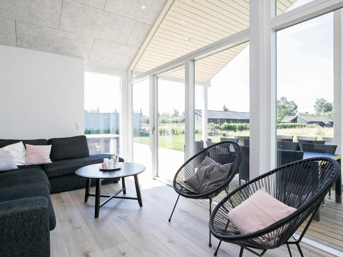 14 Person Holiday Home In V Ggerl Se Bøtø By المظهر الخارجي الصورة