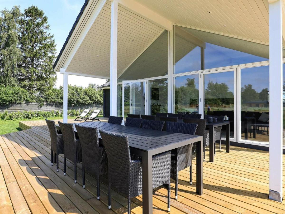 14 Person Holiday Home In V Ggerl Se Bøtø By المظهر الخارجي الصورة
